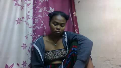 Snapshot of nilahmarie chatting on September 12, 1:18 pm nilah online show from September 12, 1:18 pm