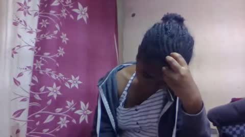 Snapshot of nilahmarie chatting on October 16, 7:33 am nilah online show from October 16, 7:33 am