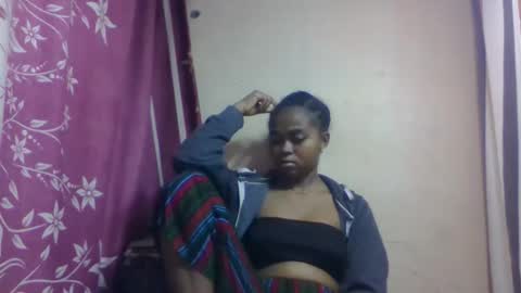 Snapshot of nilahmarie chatting on October 5, 6:35 pm nilah online show from October 5, 6:35 pm