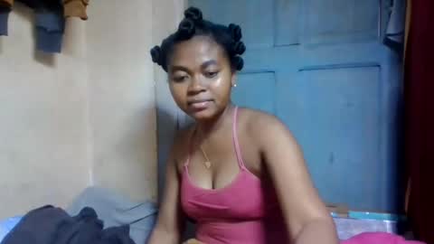 nilah online show from July 22, 5:36 pm