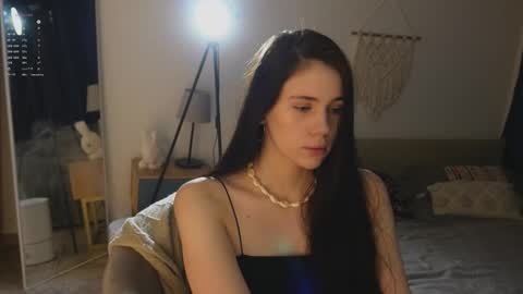 Jennet online show from November 27, 6:22 pm