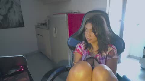 Nina Carther online show from July 16, 3:27 pm