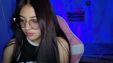 nina_hot59 online show from May 28, 2:31 am