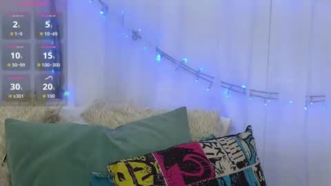 Ninaa fox online show from July 10, 6:41 pm