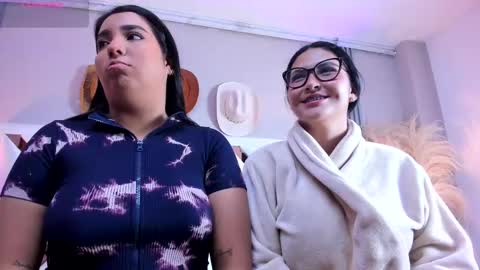 Nina online show from March 5, 3:40 am