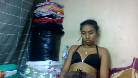 ninaeaa online show from June 12, 7:05 am