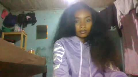 ninaeaa online show from July 24, 8:06 pm
