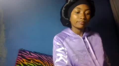 ninaeaa online show from June 30, 2:38 pm