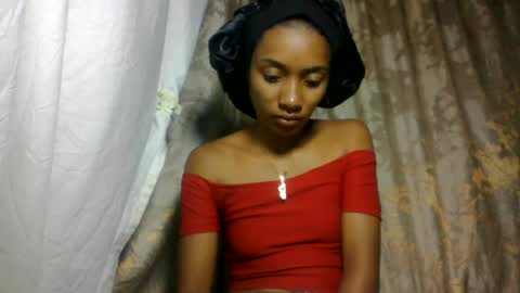 ninaeaa online show from June 25, 1:13 pm