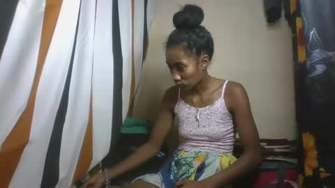 ninaeaa online show from November 27, 8:39 am