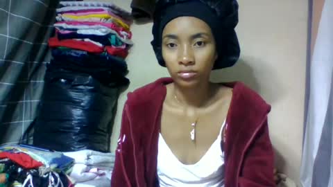 ninaeaa online show from June 13, 7:50 am