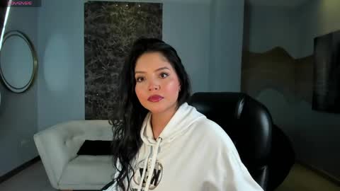  Nina  online show from June 5, 10:32 am