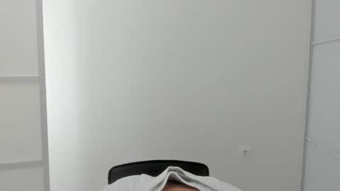 ninarihh online show from September 16, 11:07 am