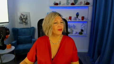 Snapshot of ninastarle chatting on October 19, 6:15 am ninastarle online show from October 19, 6:15 am