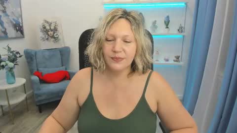 ninastarle online show from June 11, 4:53 am