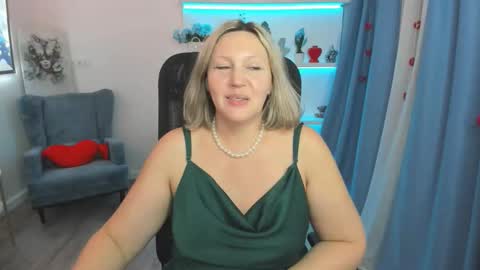 ninastarle online show from March 4, 12:23 pm