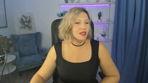 ninastarle online show from November 6, 11:49 am