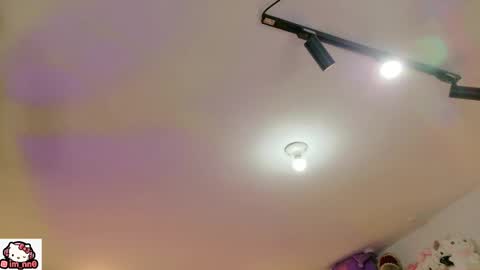 Nina online show from March 7, 2:35 pm