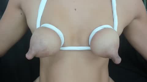 Snapshot of nippx_big chatting on October 17, 8:23 pm ANTO online show from October 17, 8:23 pm