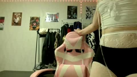 Alice online show from May 28, 5:44 pm