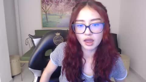 Nixxie online show from March 17, 1:37 pm