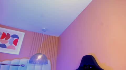 Noa online show from June 20, 2:59 am