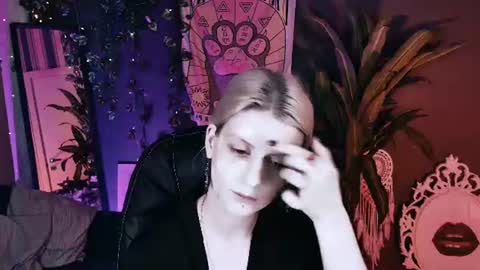 REAL name LiaDM are always open online show from August 6, 2:35 pm