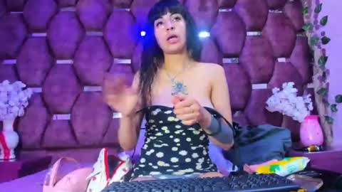 Noah johns online show from July 11, 9:48 pm