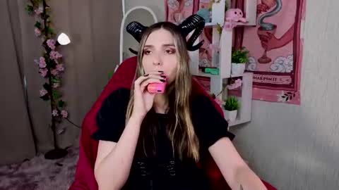 Alice online show from June 21, 8:40 am