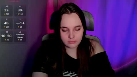 noir_ember_ online show from May 10, 6:43 pm