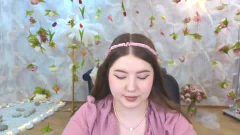 noirwhisper online show from June 9, 3:39 am