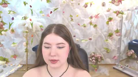 noirwhisper online show from June 21, 6:56 pm
