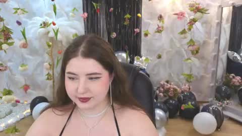 noirwhisper online show from July 8, 7:32 am