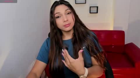 Snapshot of nora22xx chatting on October 25, 3:58 am Nora online show from October 25, 3:58 am