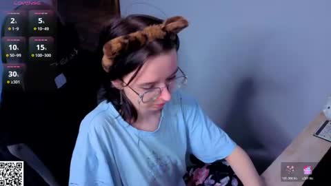 Nora Failure online show from July 14, 7:35 am