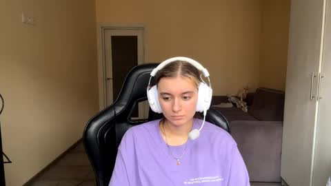 Elena online show from May 4, 11:14 am