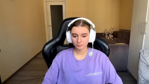 Elena online show from April 29, 6:27 am