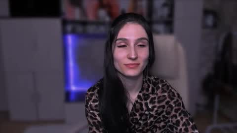 Hazel online show from January 16, 6:04 pm