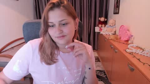 NORA online show from July 10, 7:58 pm