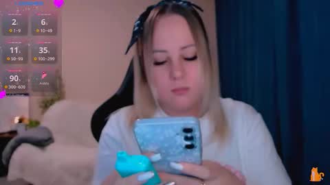 hi glad to chat online show from November 23, 1:57 pm