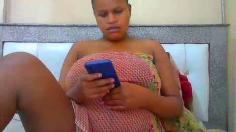 notoy1 online show from June 3, 1:39 am