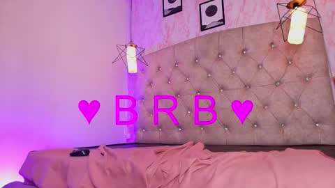 V A L E R Y  online show from March 5, 3:30 pm