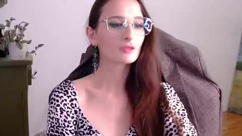 Snapshot of nova_mystic chatting on October 15, 1:25 pm nova_mystic online show from October 15, 1:25 pm