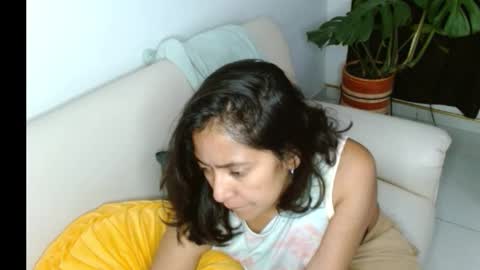 novaperotti online show from October 27, 6:42 am