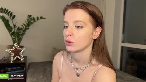 nura_foxx online show from January 4, 12:16 am