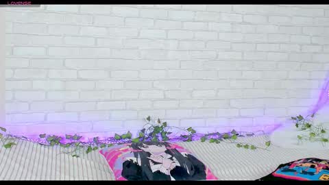 Kat online show from February 6, 5:49 pm