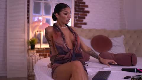 Nyssa online show from July 27, 7:00 pm