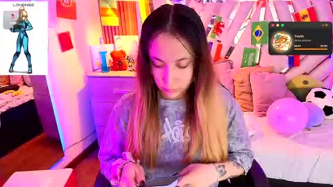 Alex   .    online show from July 17, 3:33 am