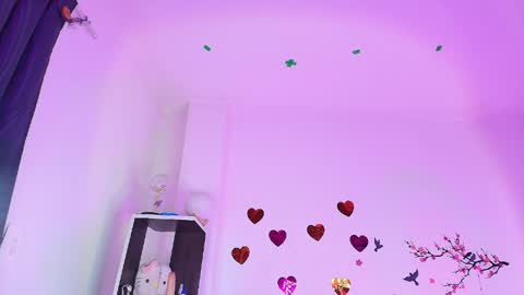 NYXHELLSQUEEN online show from April 29, 9:09 pm