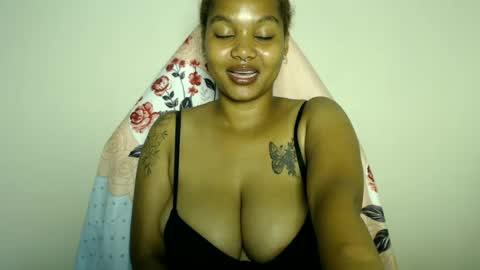 obsidianrose_ online show from June 7, 5:03 am